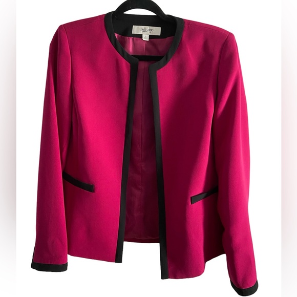 Jones Studio Jackets & Blazers - Jones Studio Dark Fuchsia Blazer Jacket